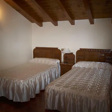 Martintzenea Pension Sumbilla Buitenkant foto